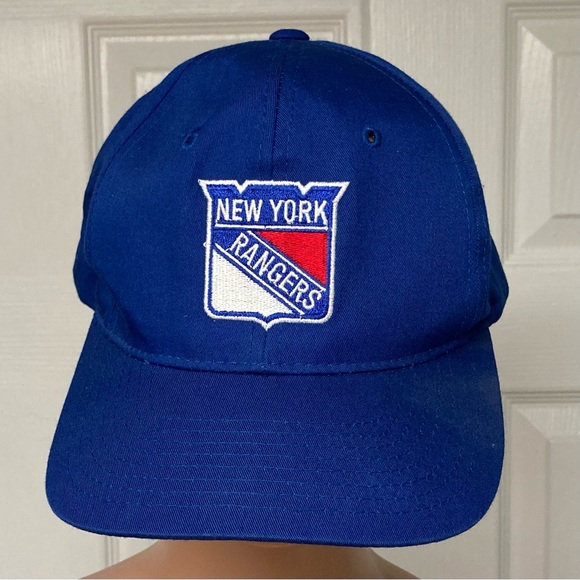 NWOT Vintage 90's New York
Rangers Starter cap. Snap back - Picture 3 of 7